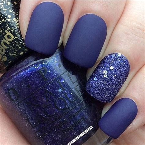 navy blue matte nails